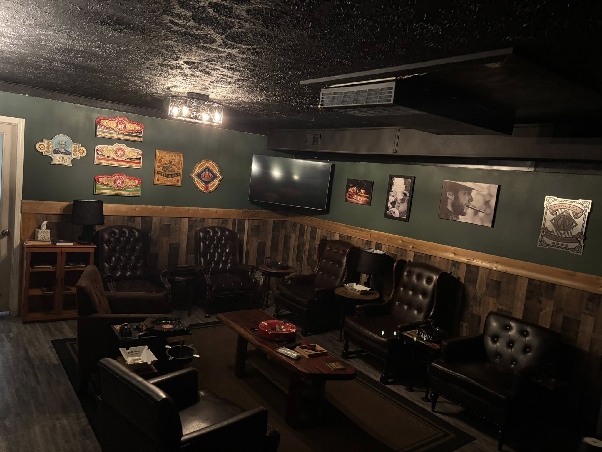 The Office Cigar Lounge - Private Room